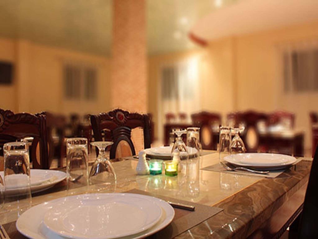 Royal Suites Hotel Нуакшот Экстерьер фото